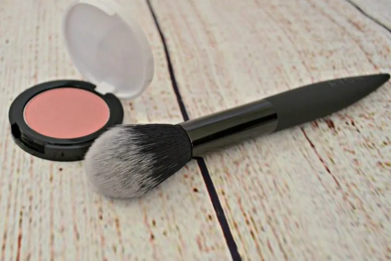 Avon Blush Brush