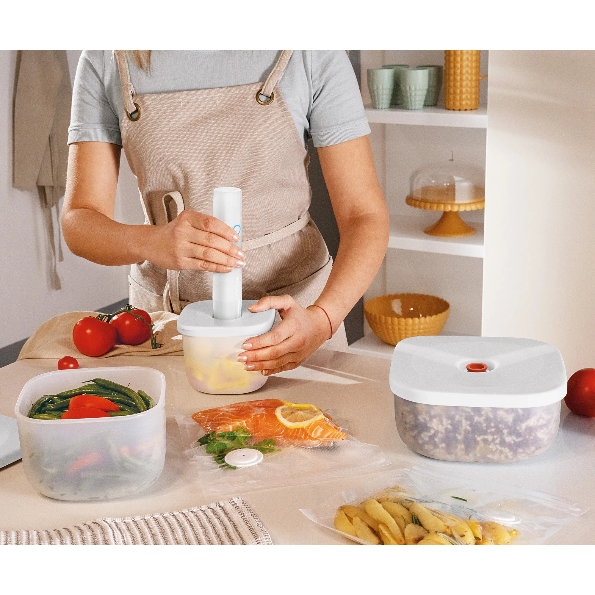 DEEP VACUUM CONTAINER 'SAVE-IT' "FOOD STORAGE"