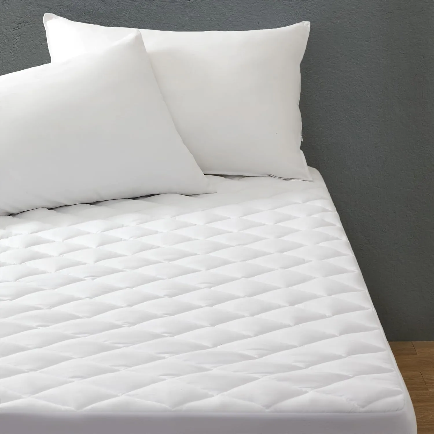 Diamond Quilted Fitted Mattress Pad Mattress Protector Topper White