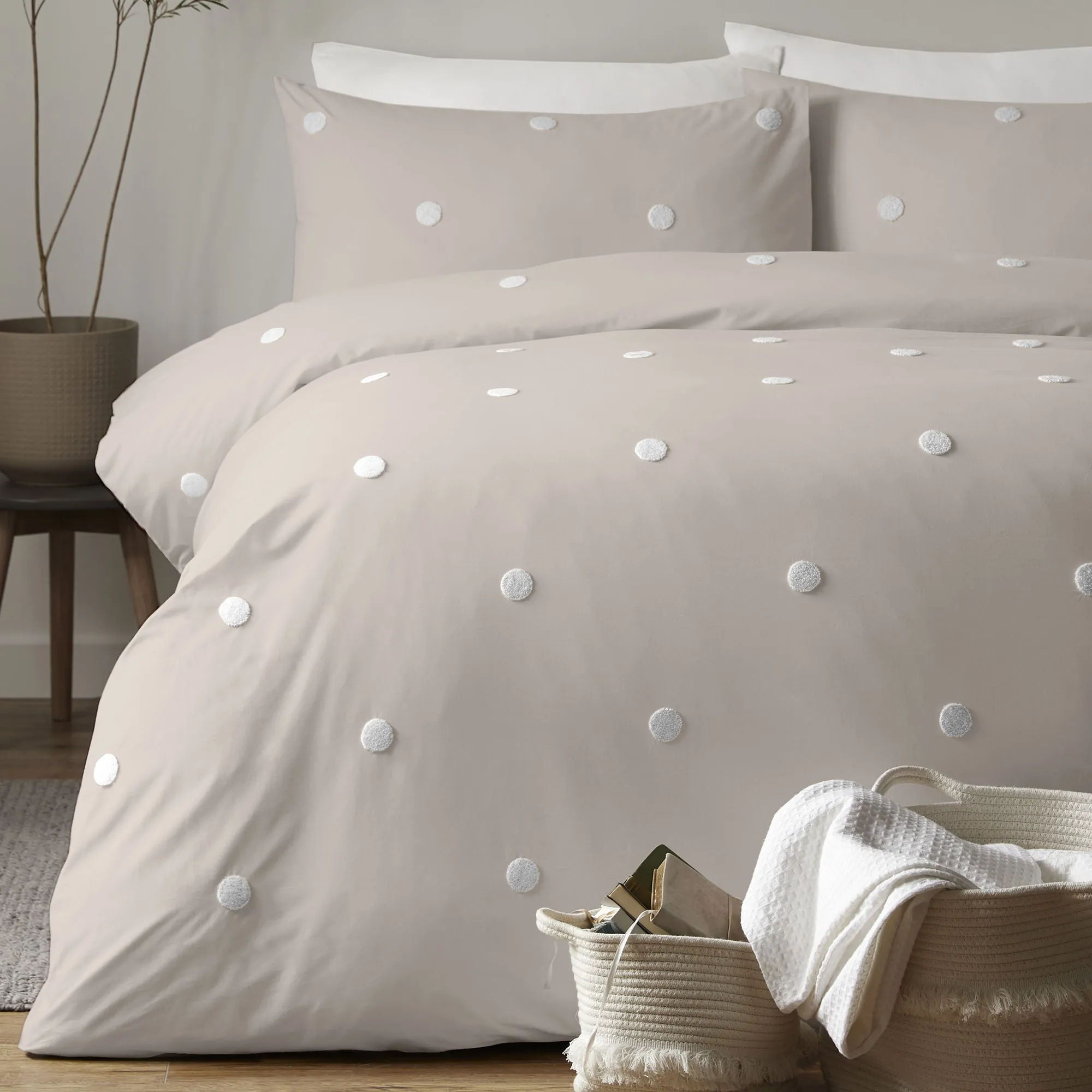 Dot Garden Duvet Cover Set by Appletree Boutique in Linen with White Dots