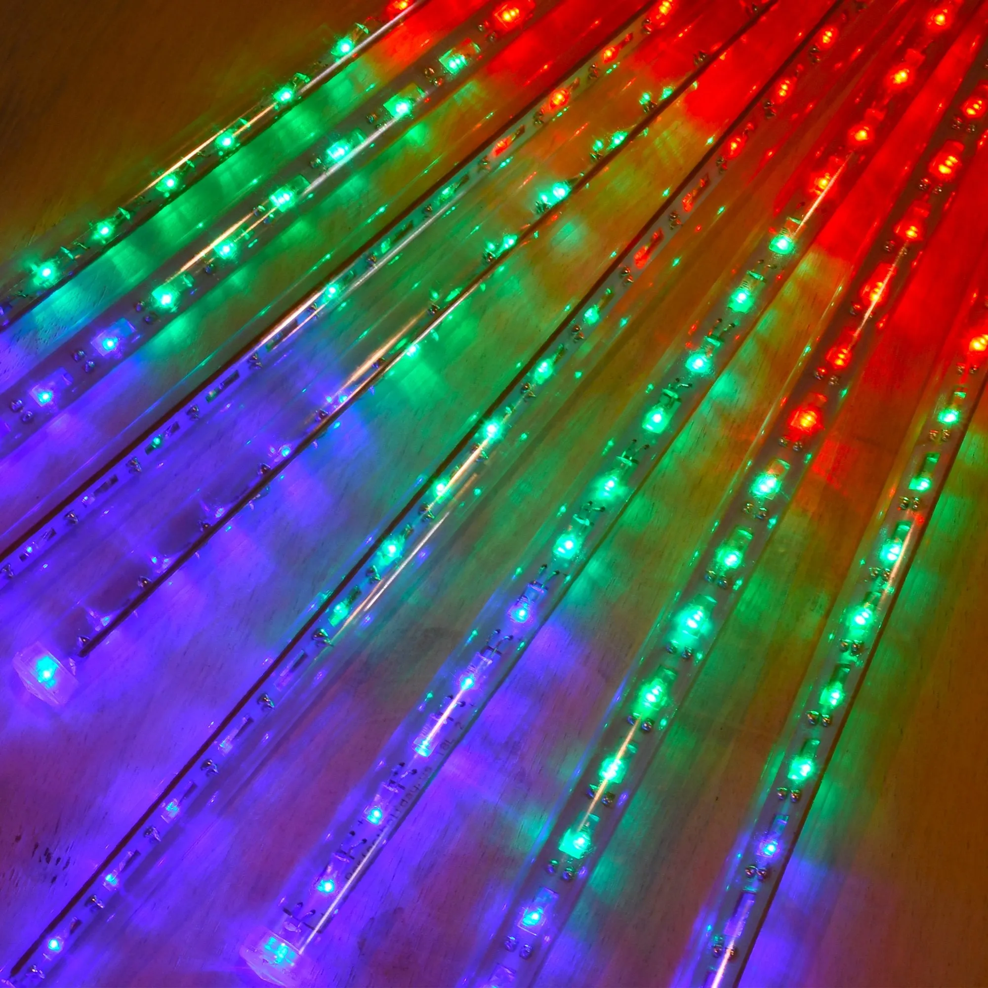 Electric LED Meteor Lights with 8 Cascading Light Tubes