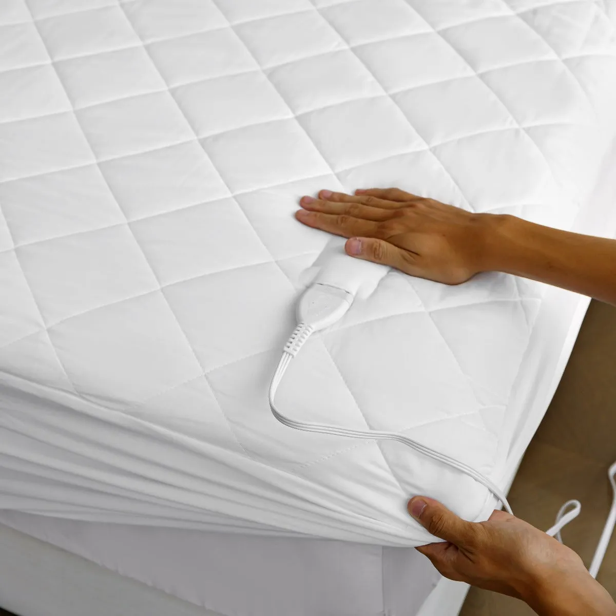 Heated Comfort Mattress Pad - White