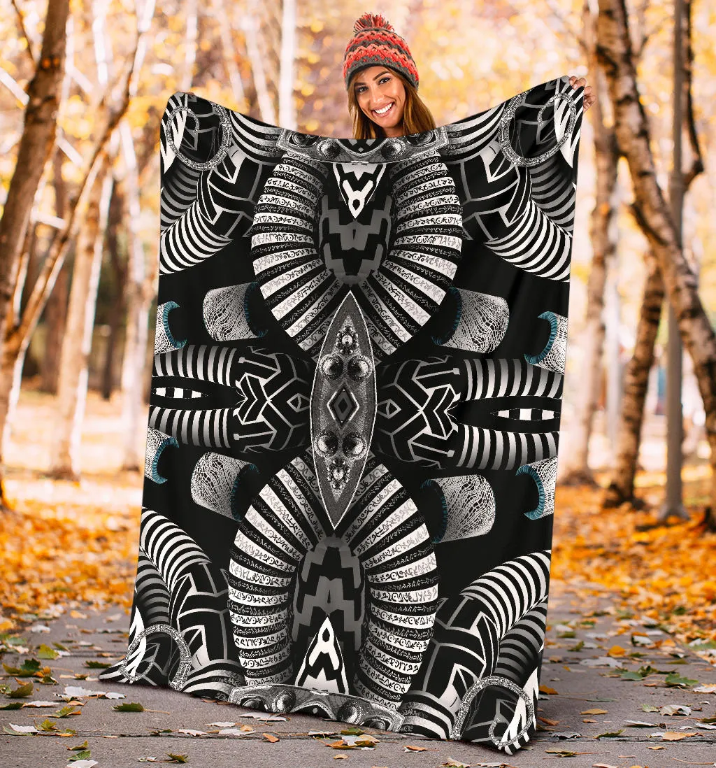 Hypnotica Micro Fleece Blanket