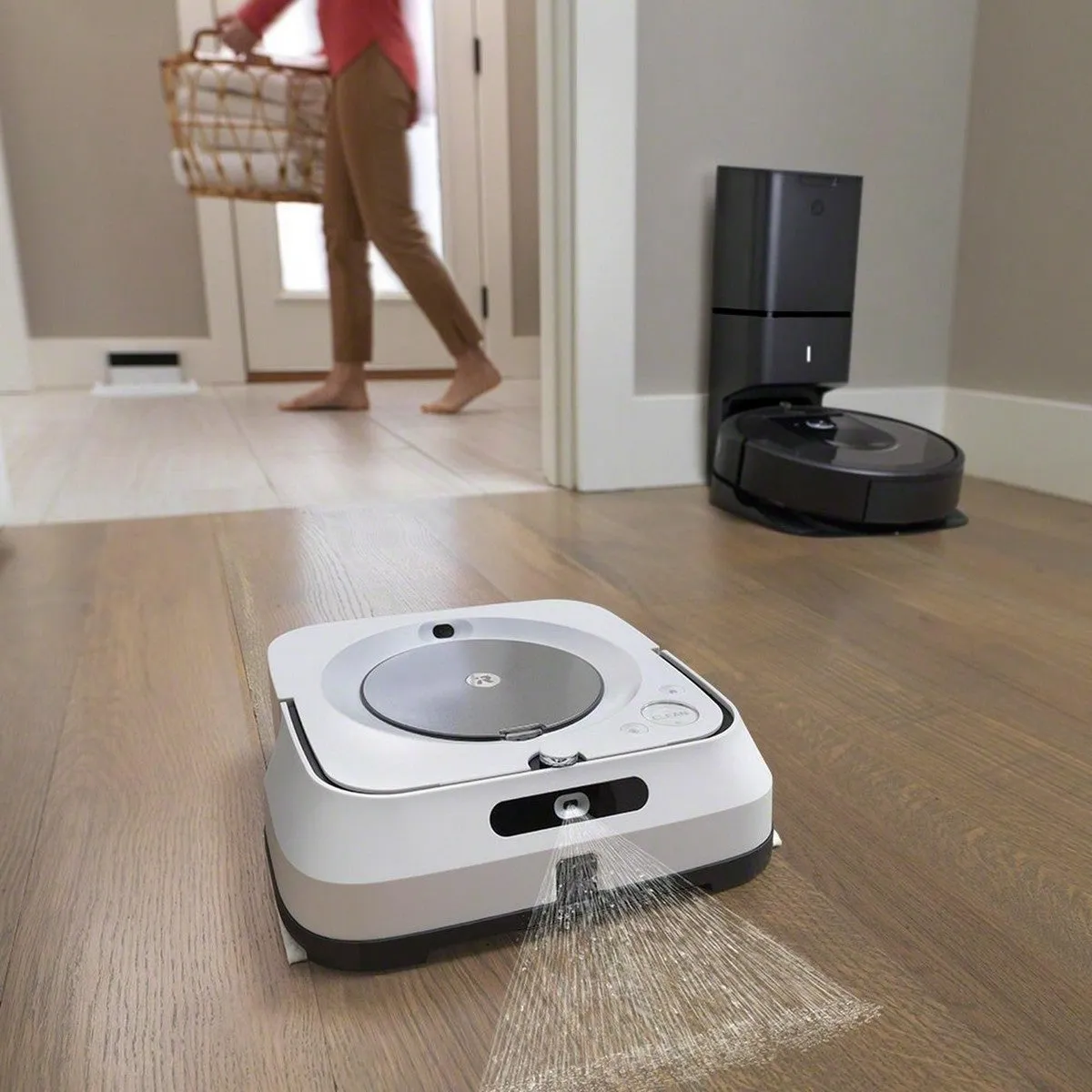 iRobot® Roomba® i7  Wi-Fi連接自動排空掃地機器人｜自動污垢處理