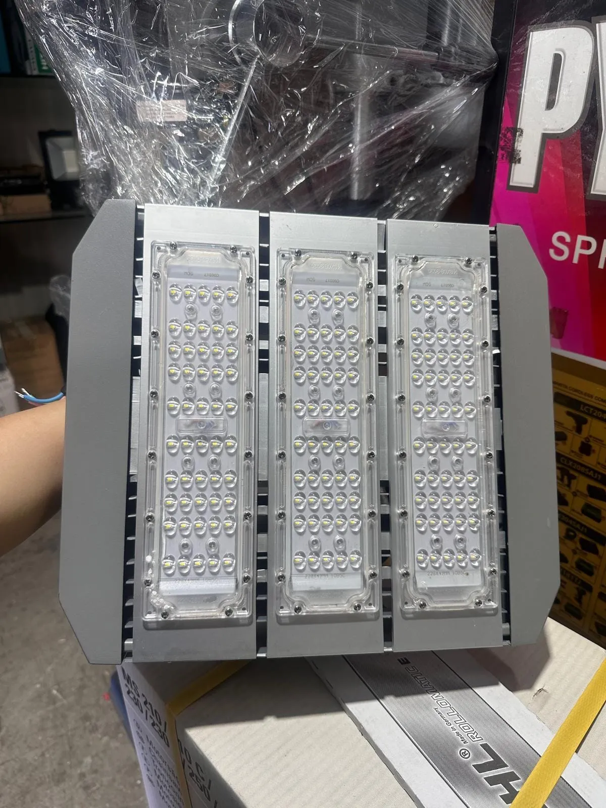 Kipor LED Tower Light 150W | Model : LED-YMT-150W