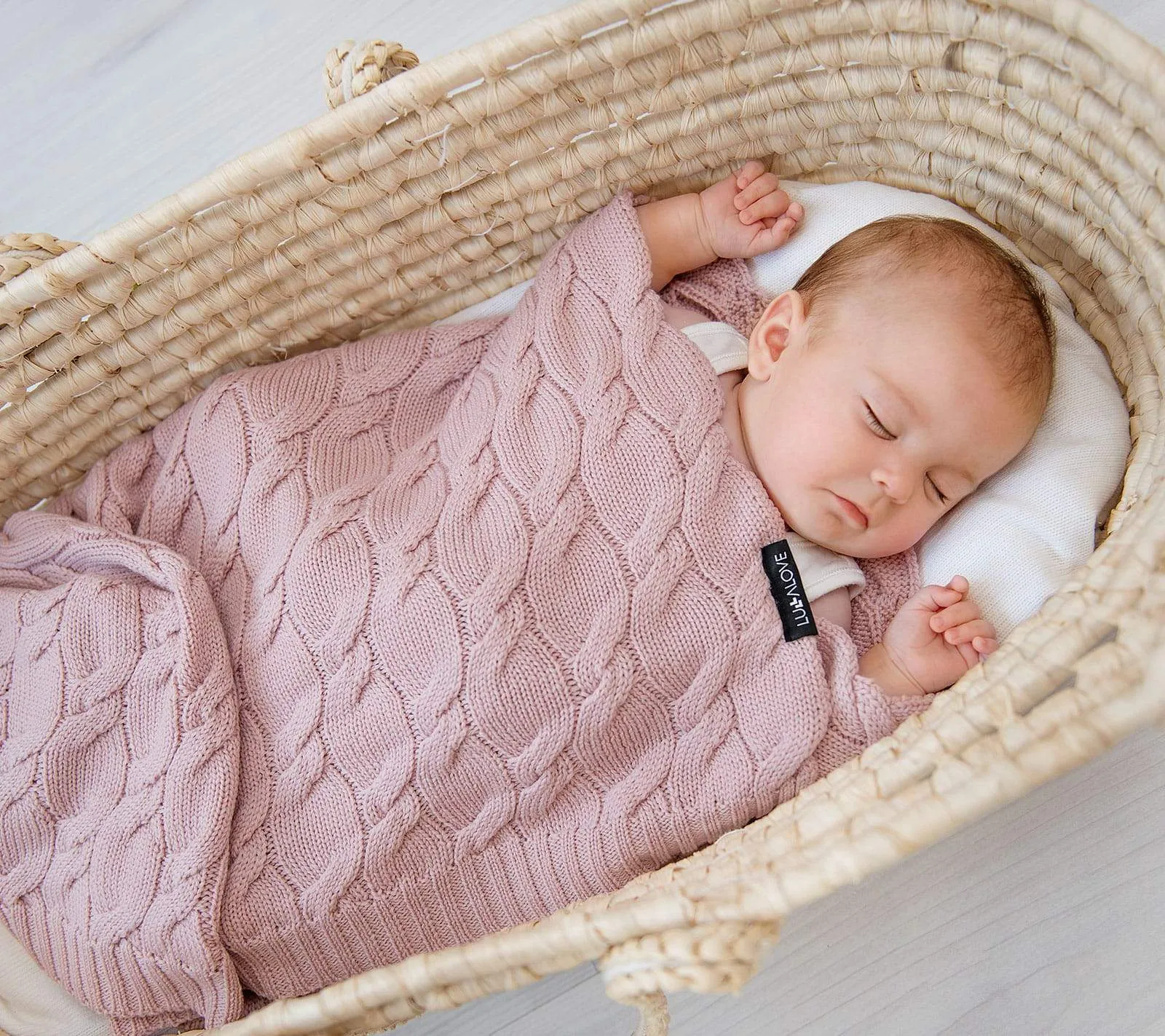 Lullalove Premium Merino Baby Blanket