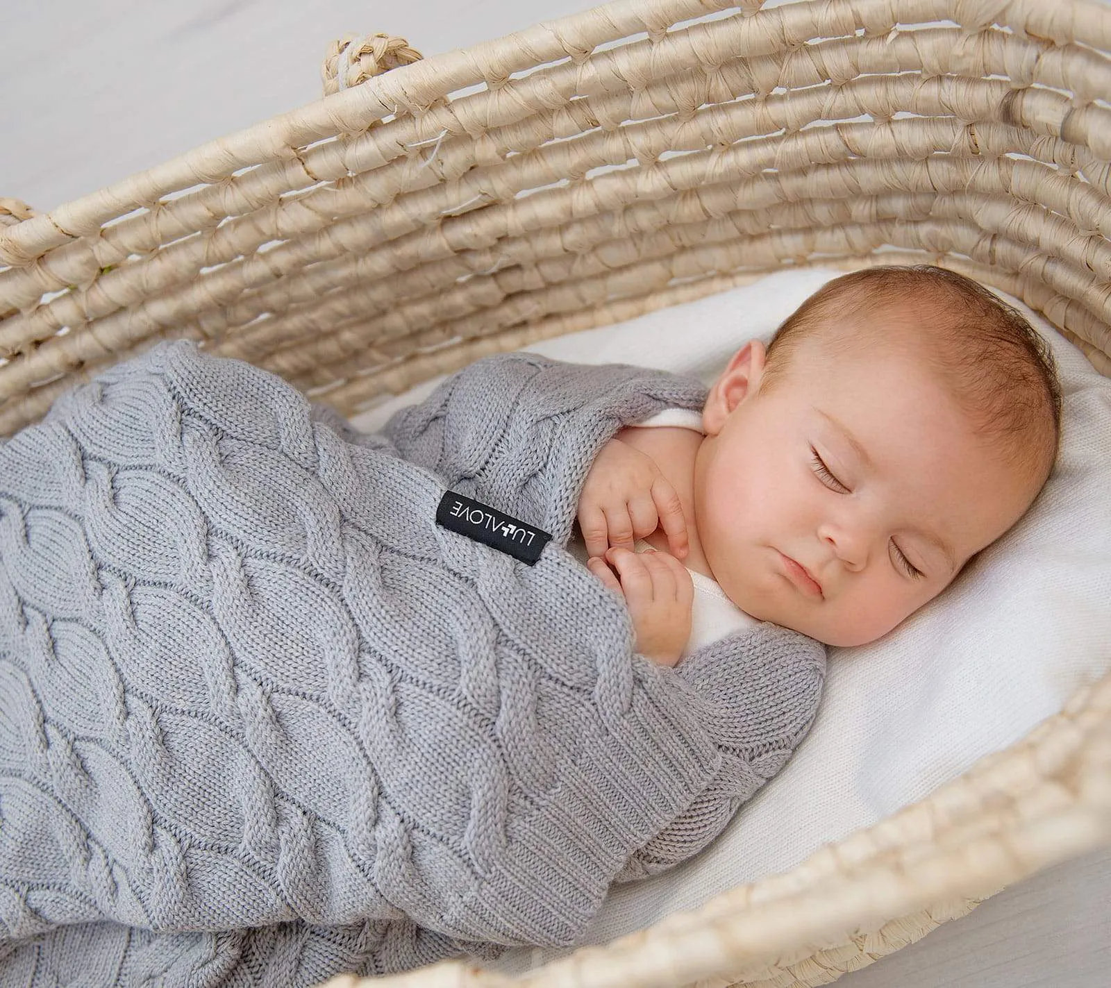 Lullalove Premium Merino Baby Blanket