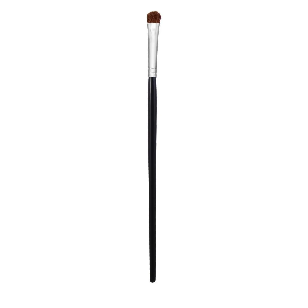 M210 - SMALL CHISEL FLUFF EYESHADOW BRUSH