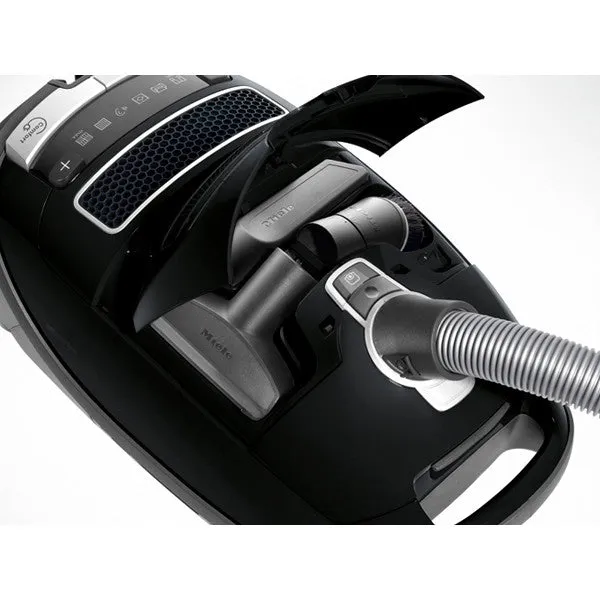 Miele Complete C3 Kona - SGFE0   SEB 228 Power Nozzle