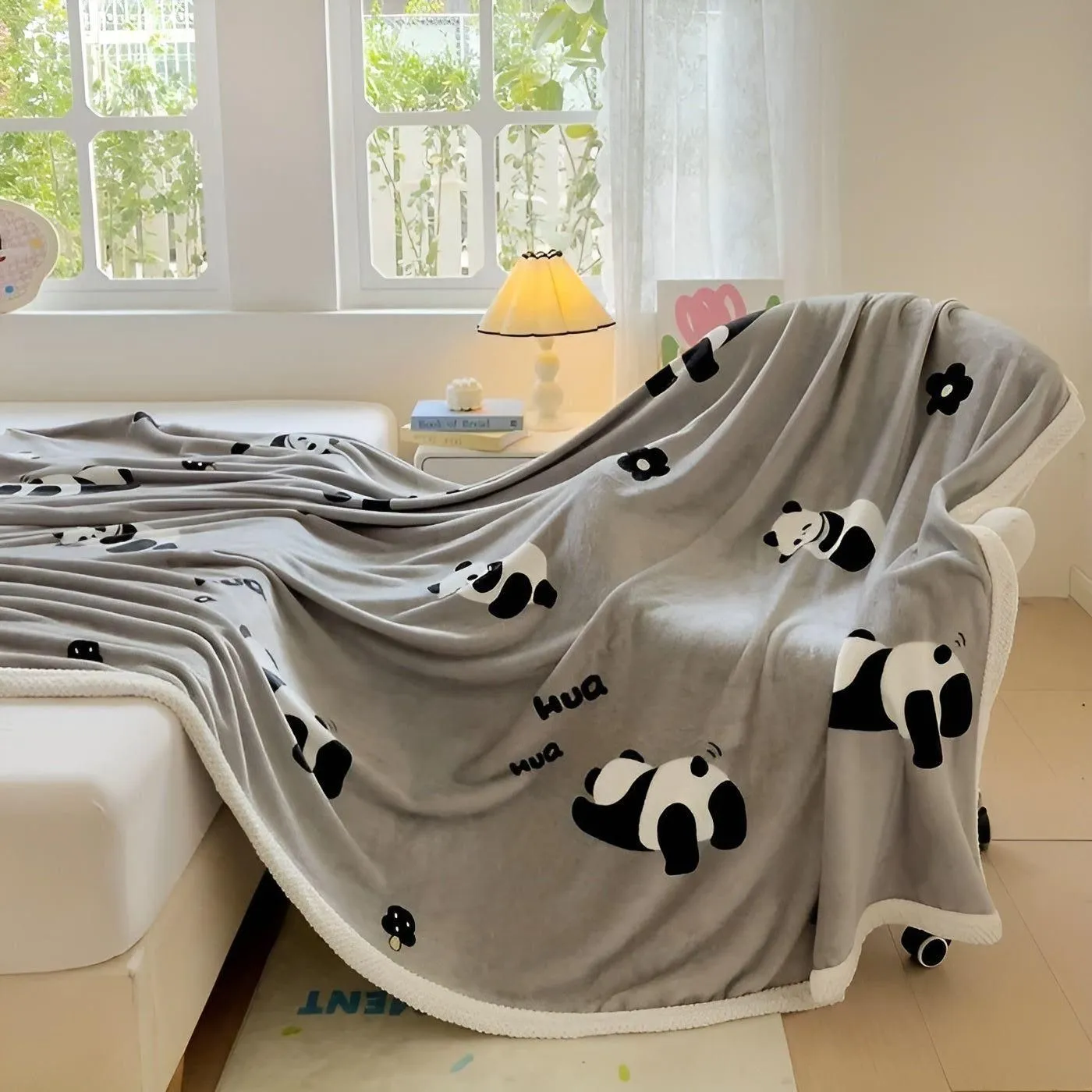 PandaSnug Blanket - Weiche und warme Panda Print Flanell Fleece-Decke