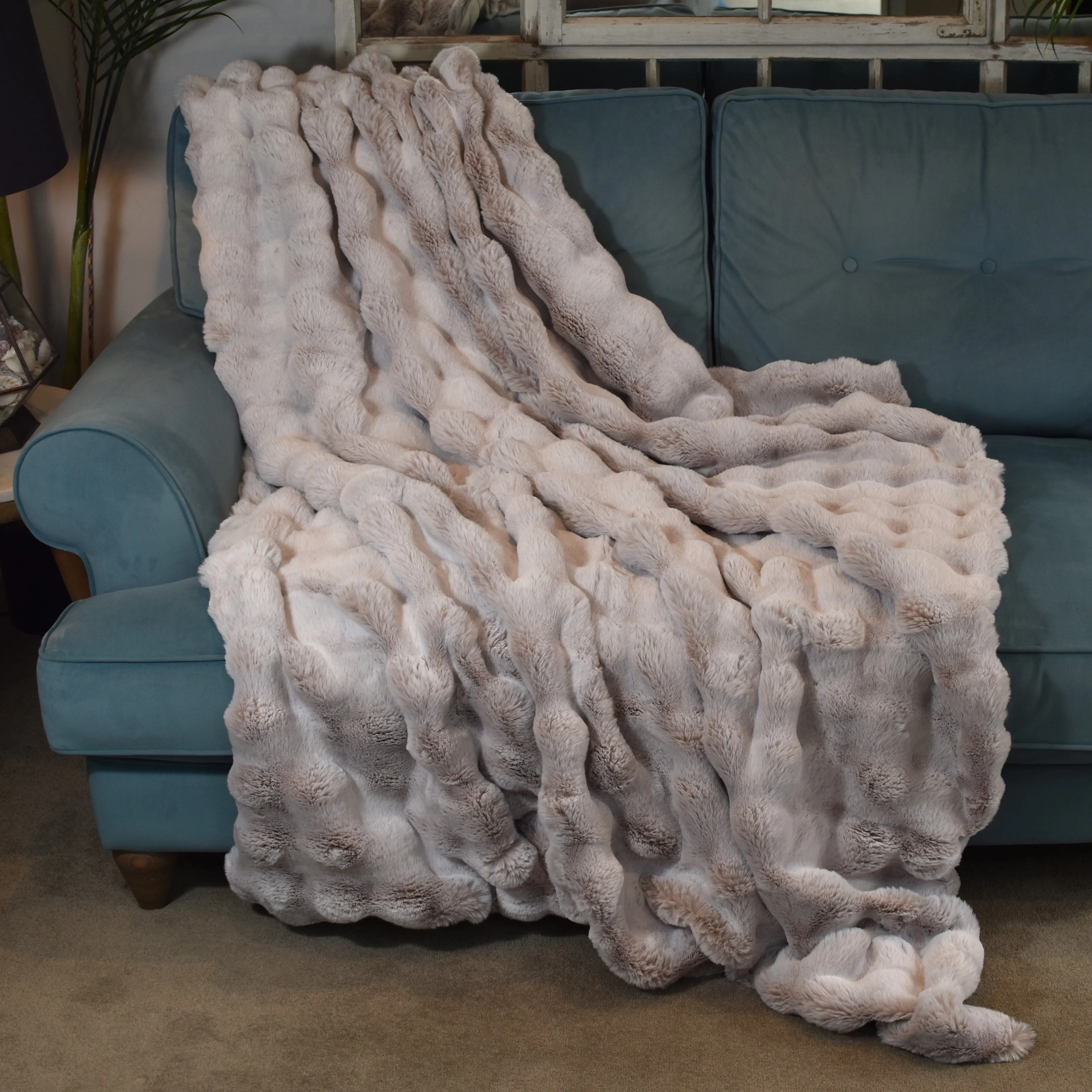 Ripple Cut Faux Fur Throw - Light Natural & Pale Brown