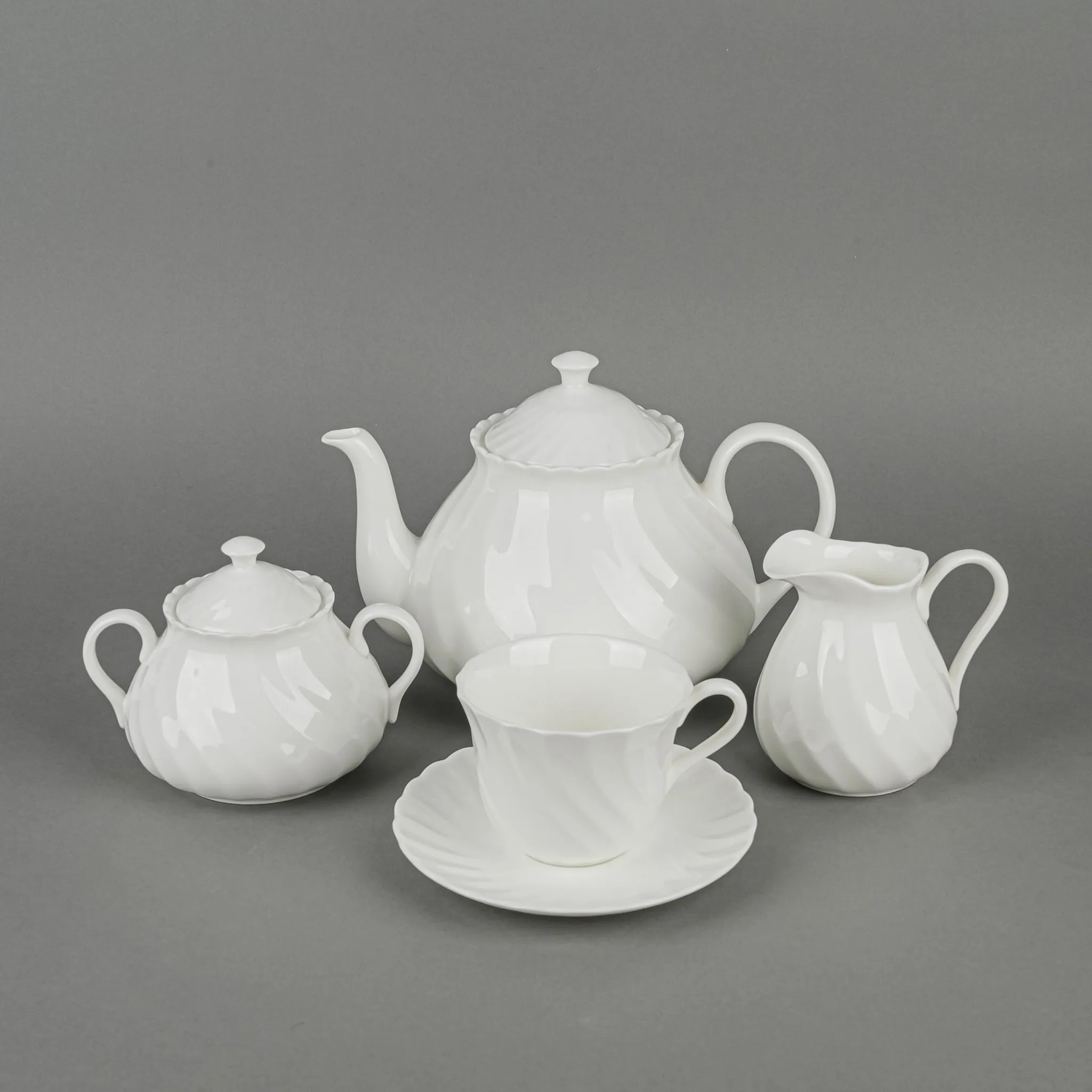 WEDGWOOD Candlelight White Tea Set 21 Pcs